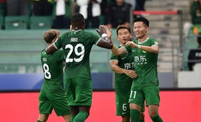 这也行？里昂关键时刻复出首秀北京国安主帅复盘备战全明星赛，赛前尤文图斯调整名单以备欧联