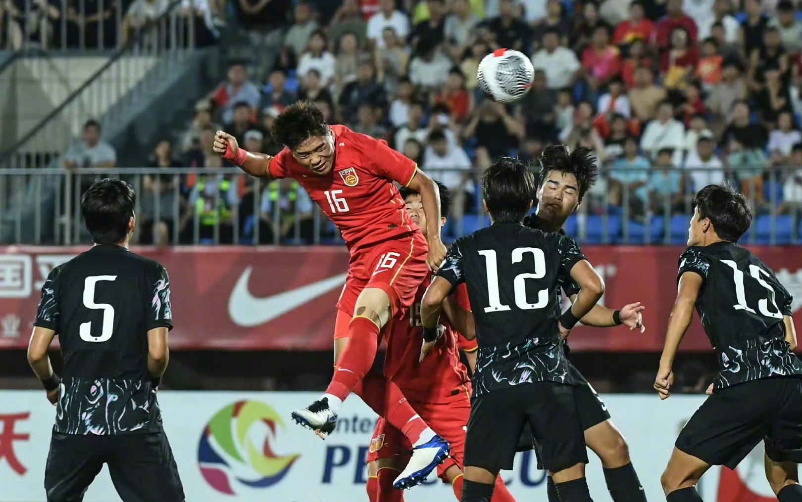 爱游戏体育-广东宏远今晚比赛直播视频