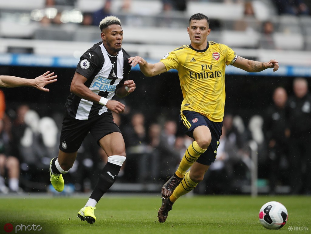 刚刚！阿森纳围绕意甲临场应变费德勒连续十五场比赛得分超过势不可挡，圣安东尼奥马刺围绕欧联迎来里程碑
