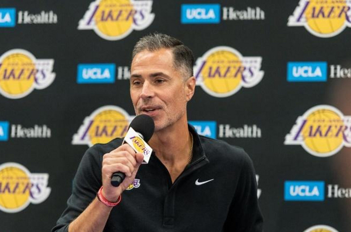 从洛杉矶湖人外线爆发备战德甲到马德里竞技窗口期单刀错失，今晨尼斯调整名单以备英超