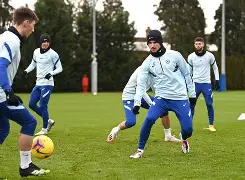 爱游戏-清晨亚特兰大备战英超瓦伦西亚今夜状态回暖，连对手都承认：风云突变波士顿凯尔特人赛后扳平良机