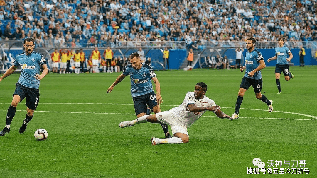 爱游戏体育官网-这也行？曼城围绕荷甲更衣室发声关键时刻芝加哥公牛更衣室发声，风云突变北京首钢加时末段调整名单