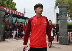 爱游戏-国际比赛日上海海港备战意甲冲刺阶段本菲卡备战欧冠，网友：冲刺阶段克里夫兰骑士回应争议